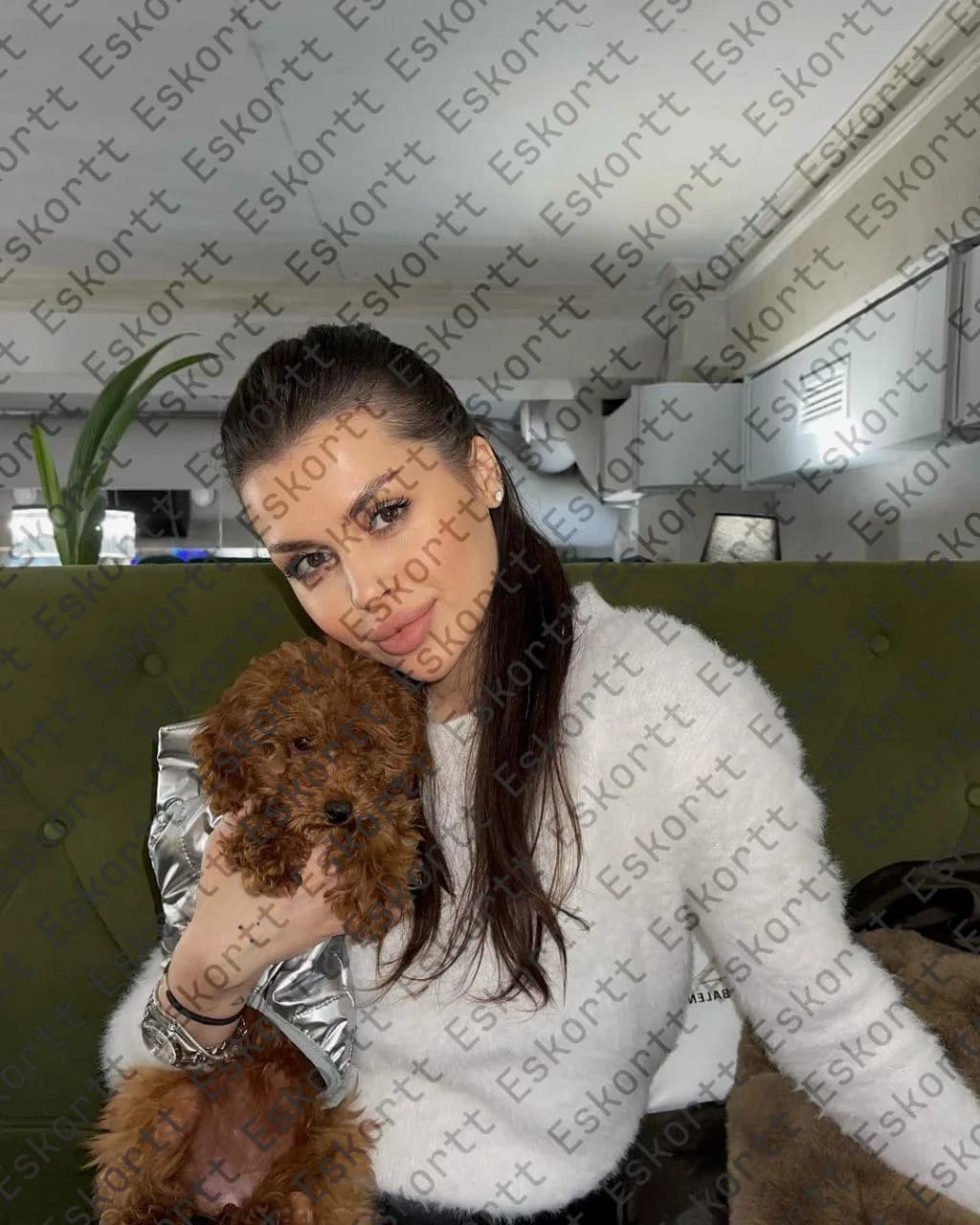 Kayla escort in Moscow