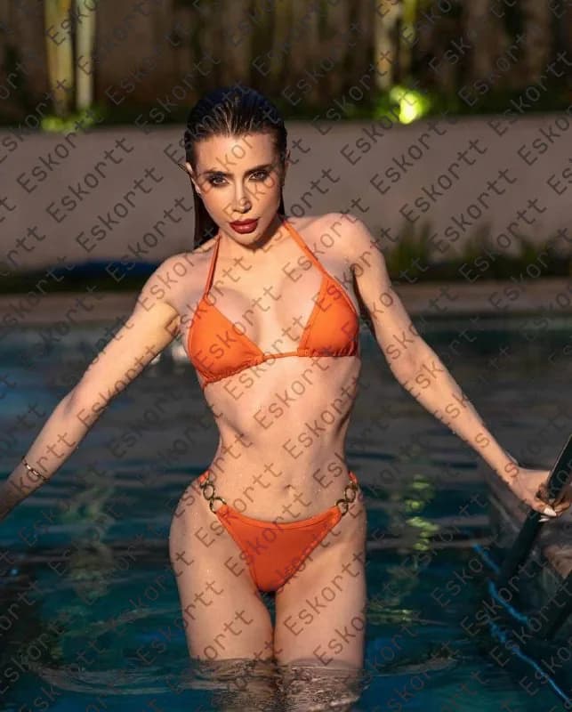 Annette escort in Moscow