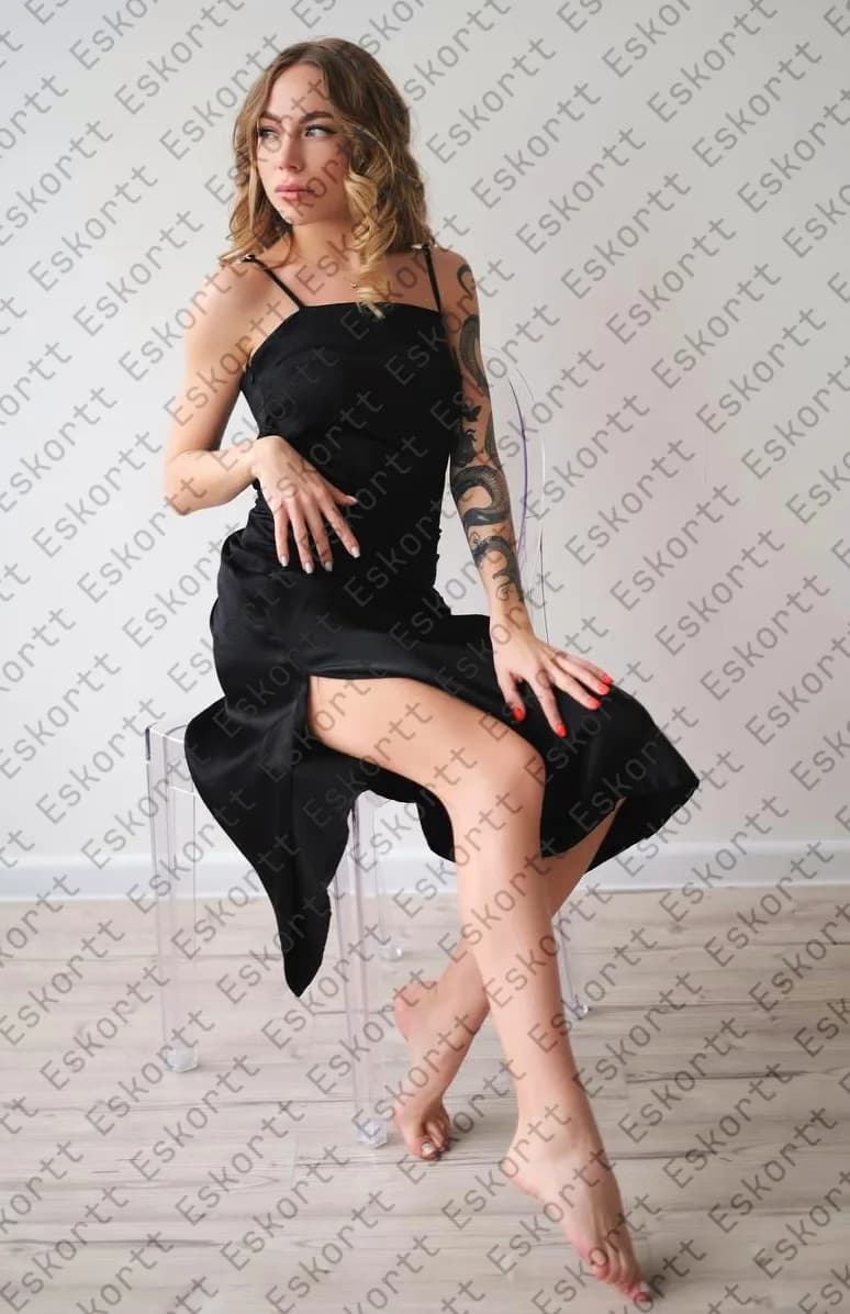 Juli escort in Moscow