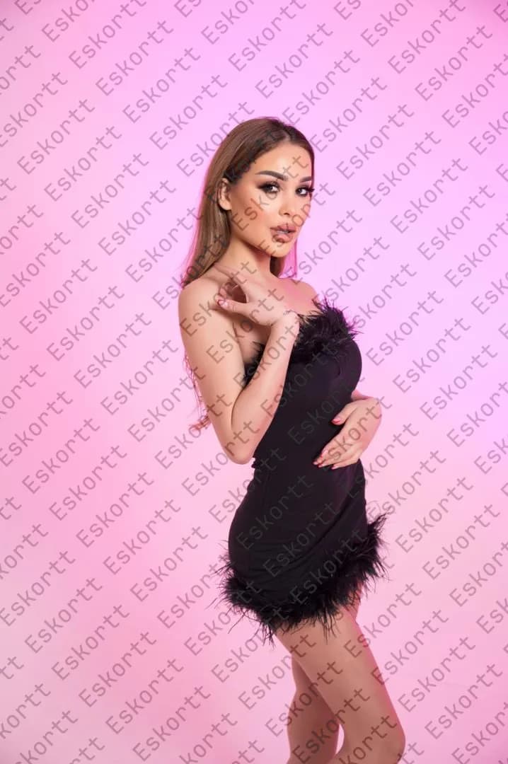 Selena escort in Moscow