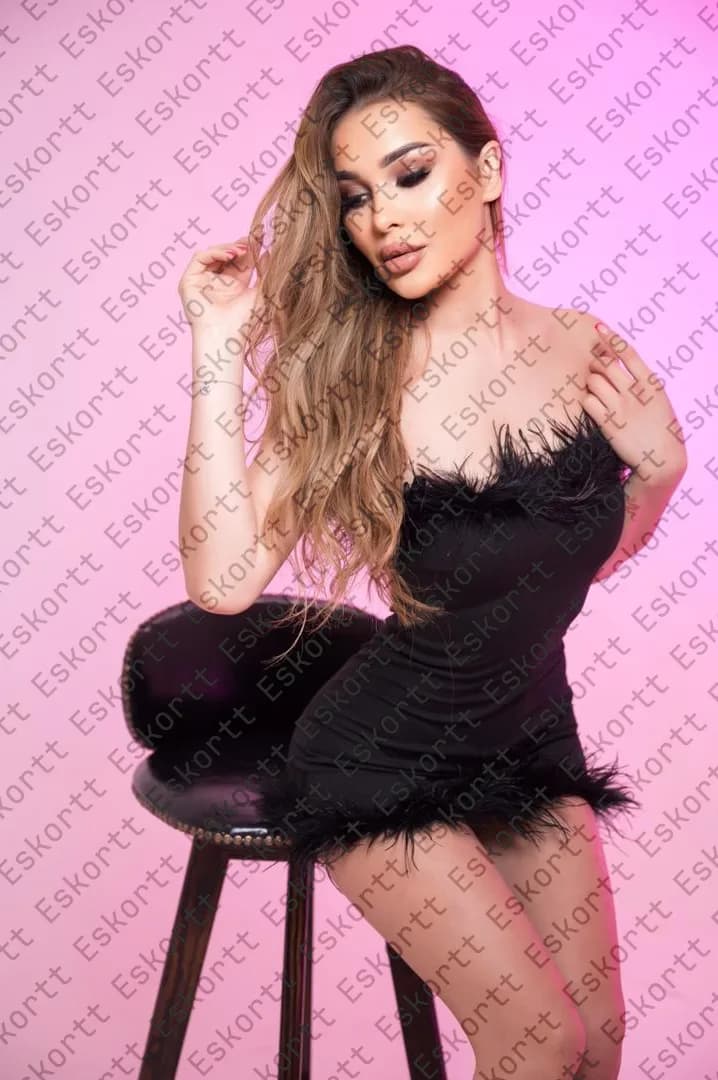 Selena escort in Moscow