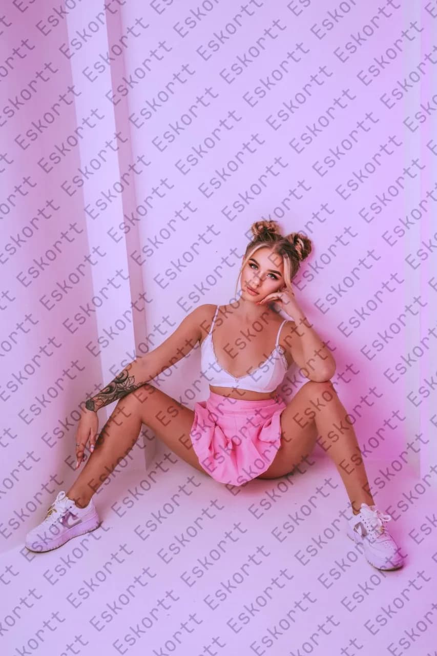 Candy escort in Moscow