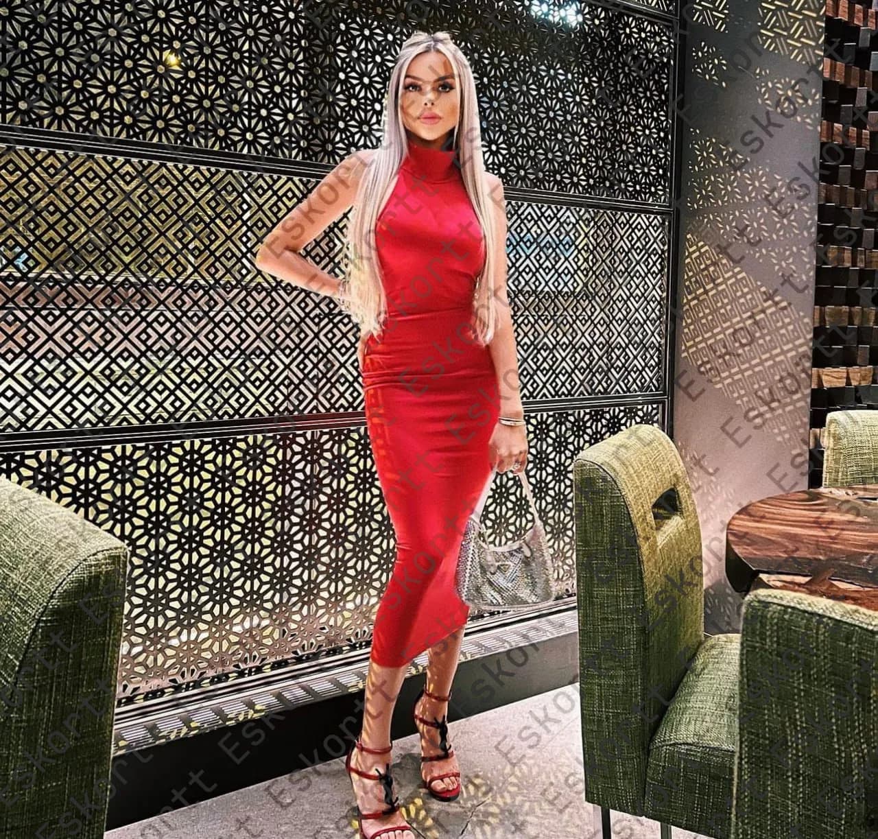 Martina escort in Moscow