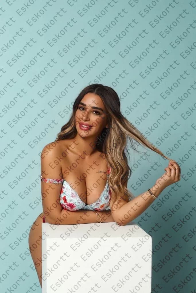 Maya escort in Moscow