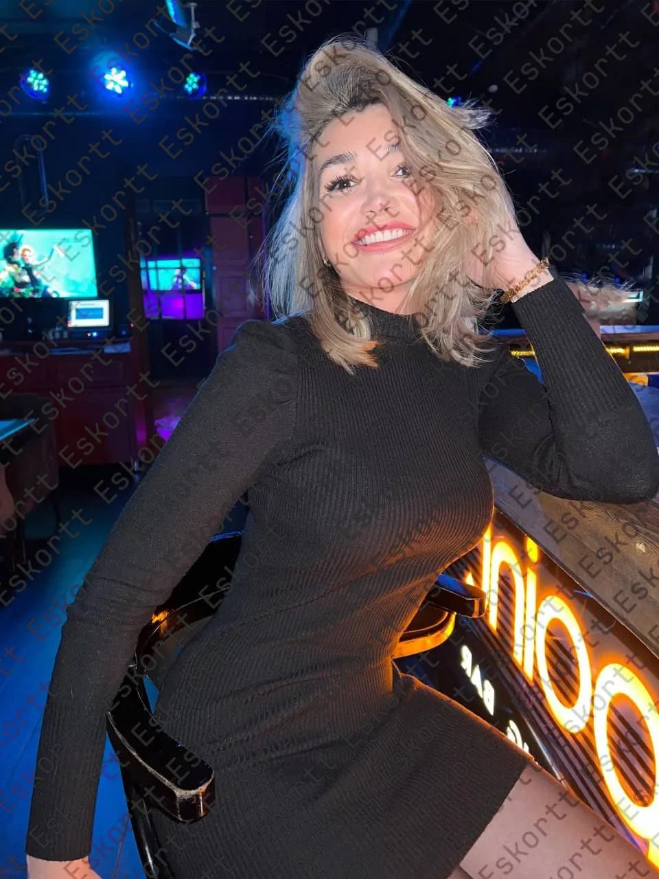 Veronika escort in Moscow