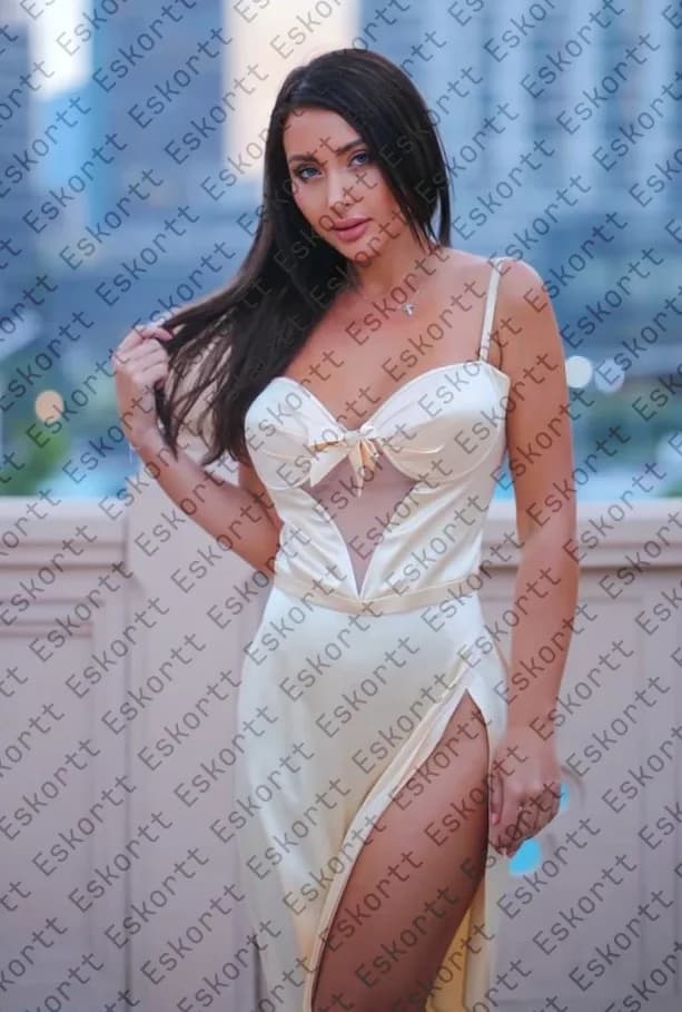 Lily escort in Moscow