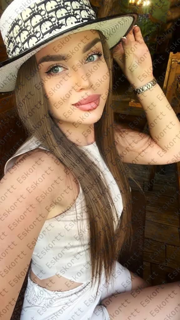 Lera escort in Moscow