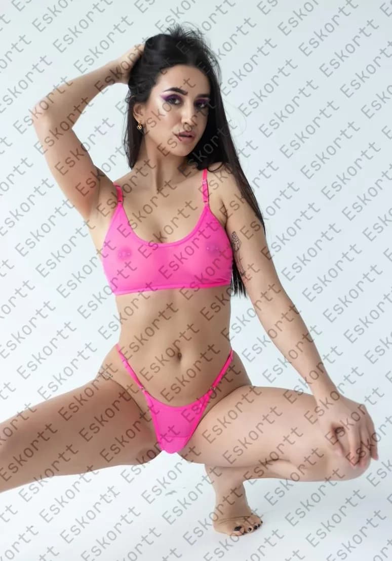 Vita escort in Moscow