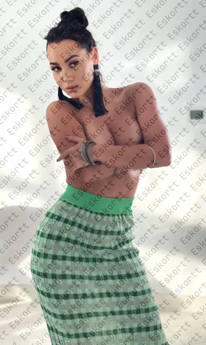 Lara escort in Moscow