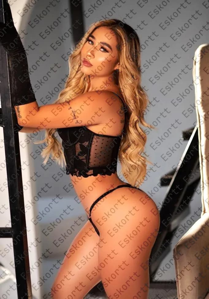 Josselyn escort in Moscow