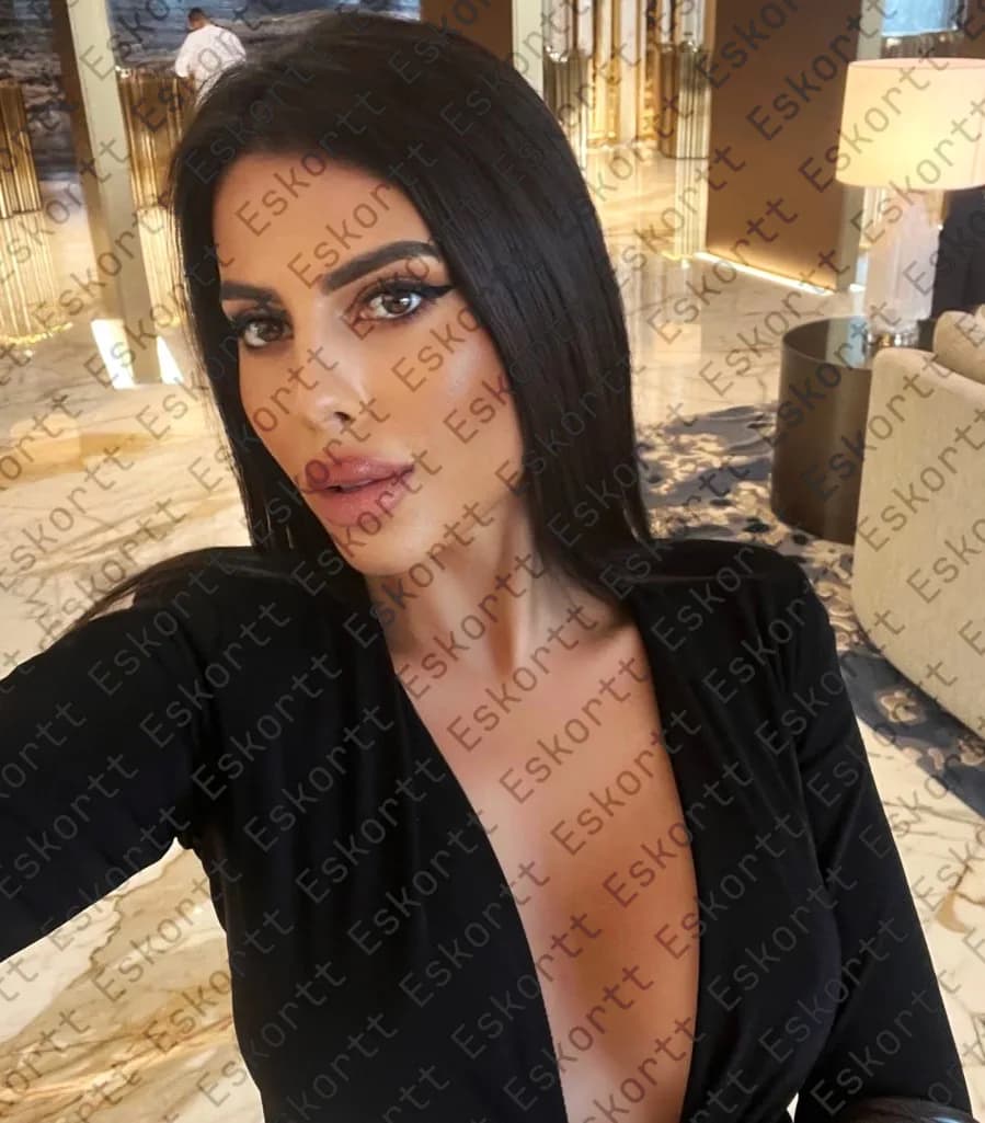 Layla escort in Moscow