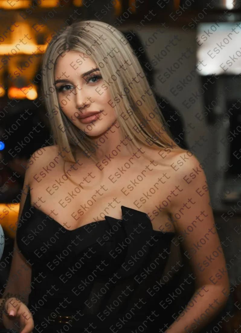 Amelia escort in Moscow