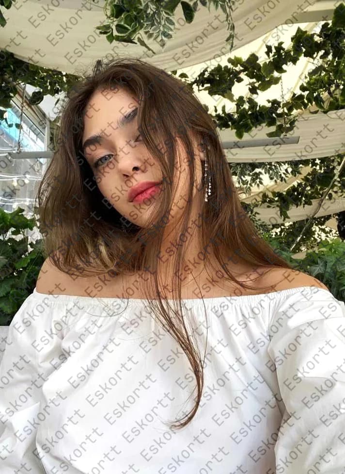 Yana escort in Moscow