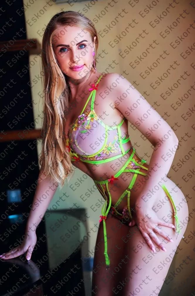 Eva escort in Moscow