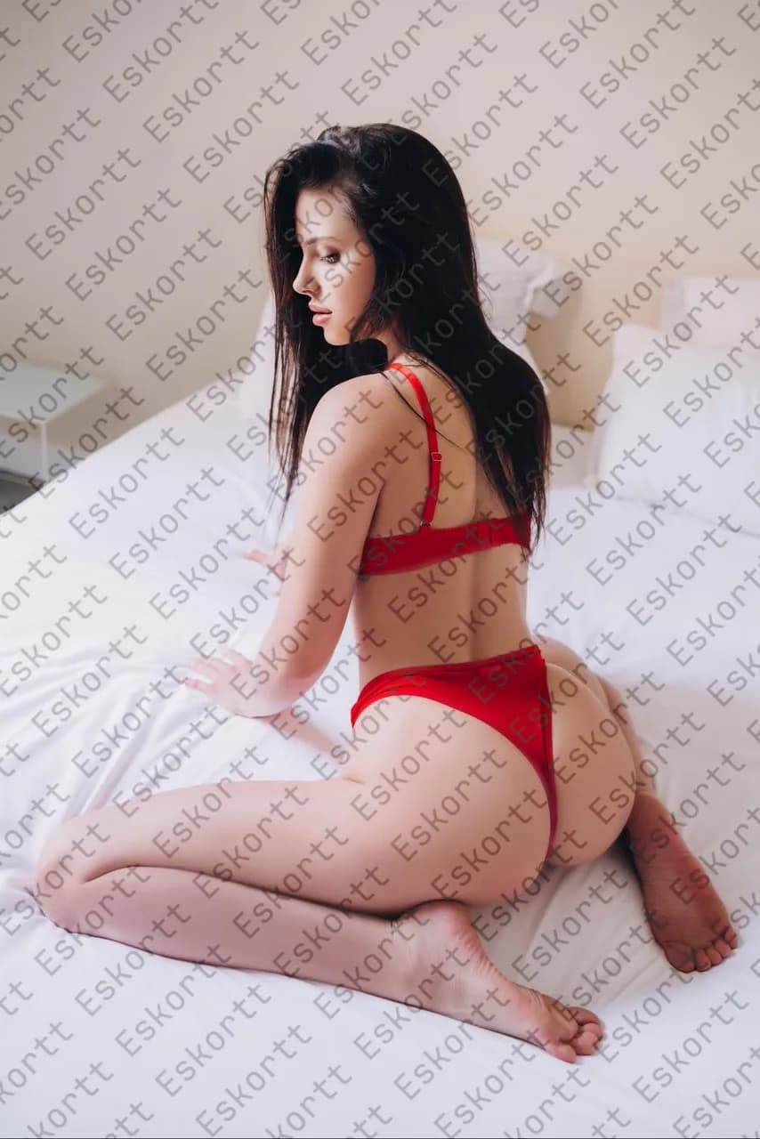 Meddie escort in Moscow