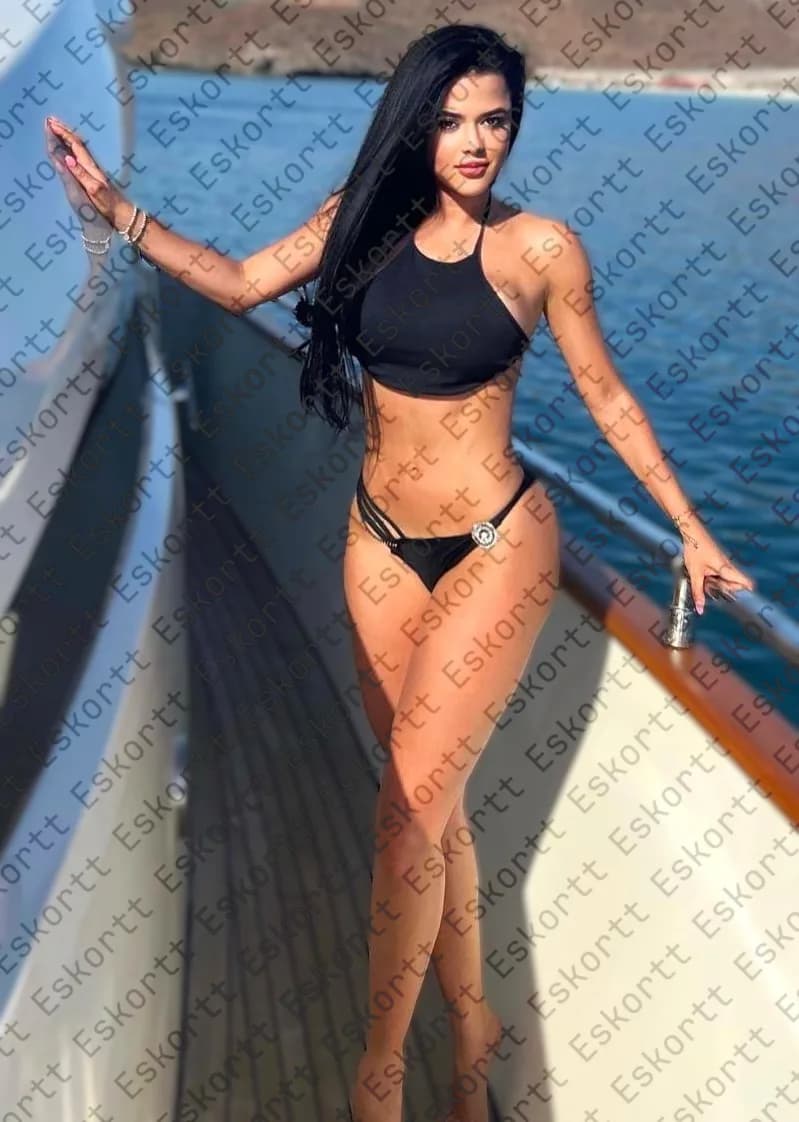 Ana escort in Moscow