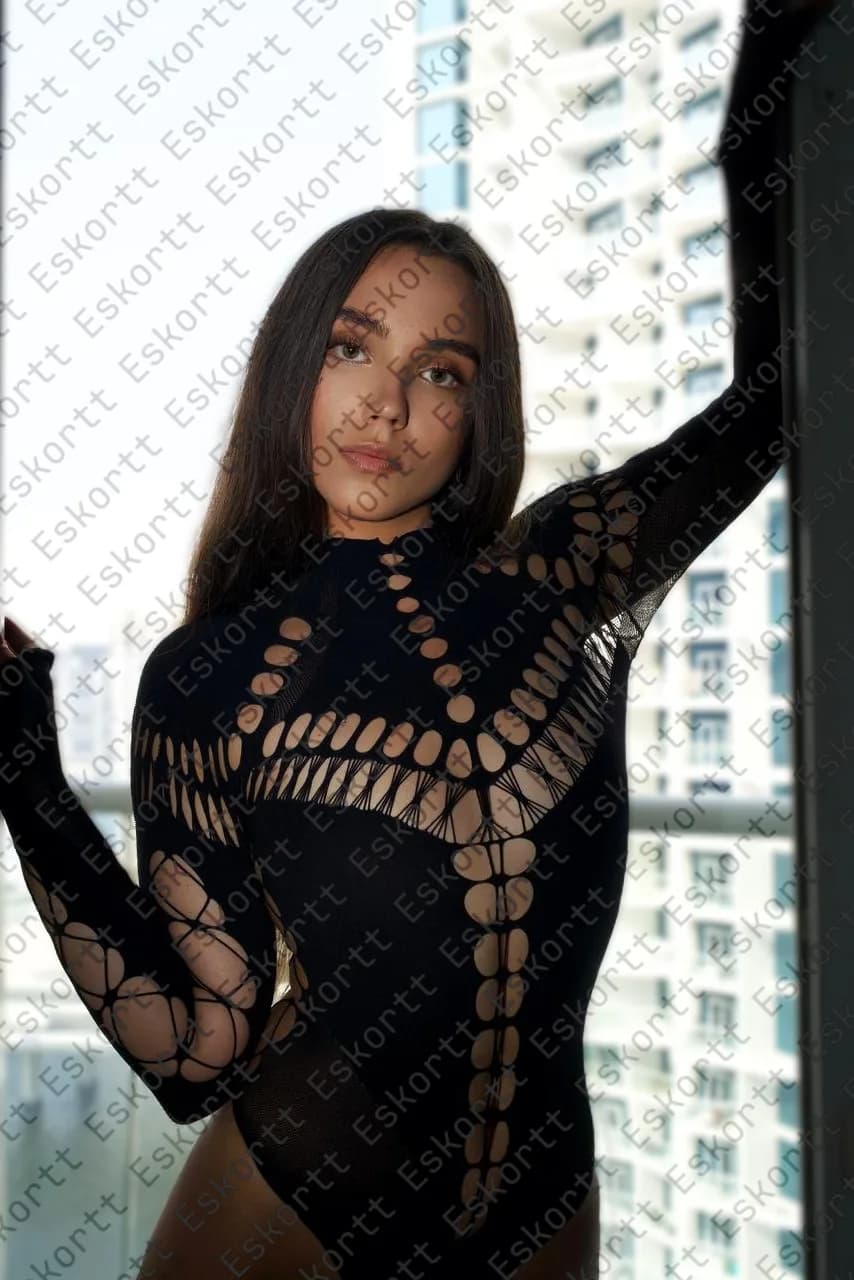 Sabrina escort in Moscow