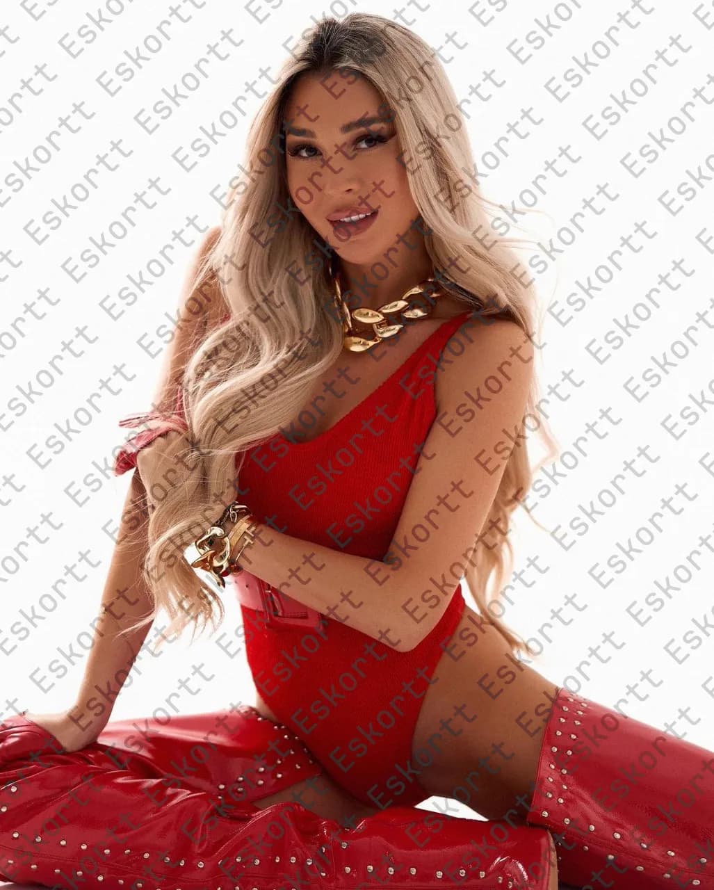 Evelina escort in Moscow