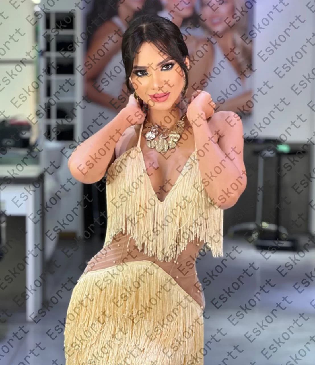 Зарина escort in Moscow