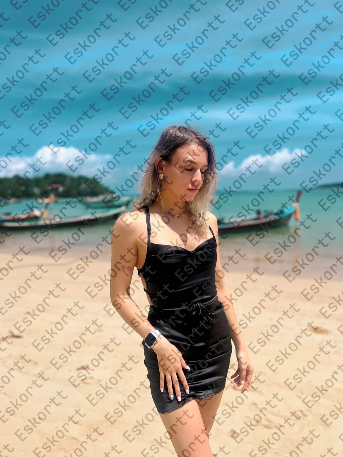 Мэйли escort in Moscow