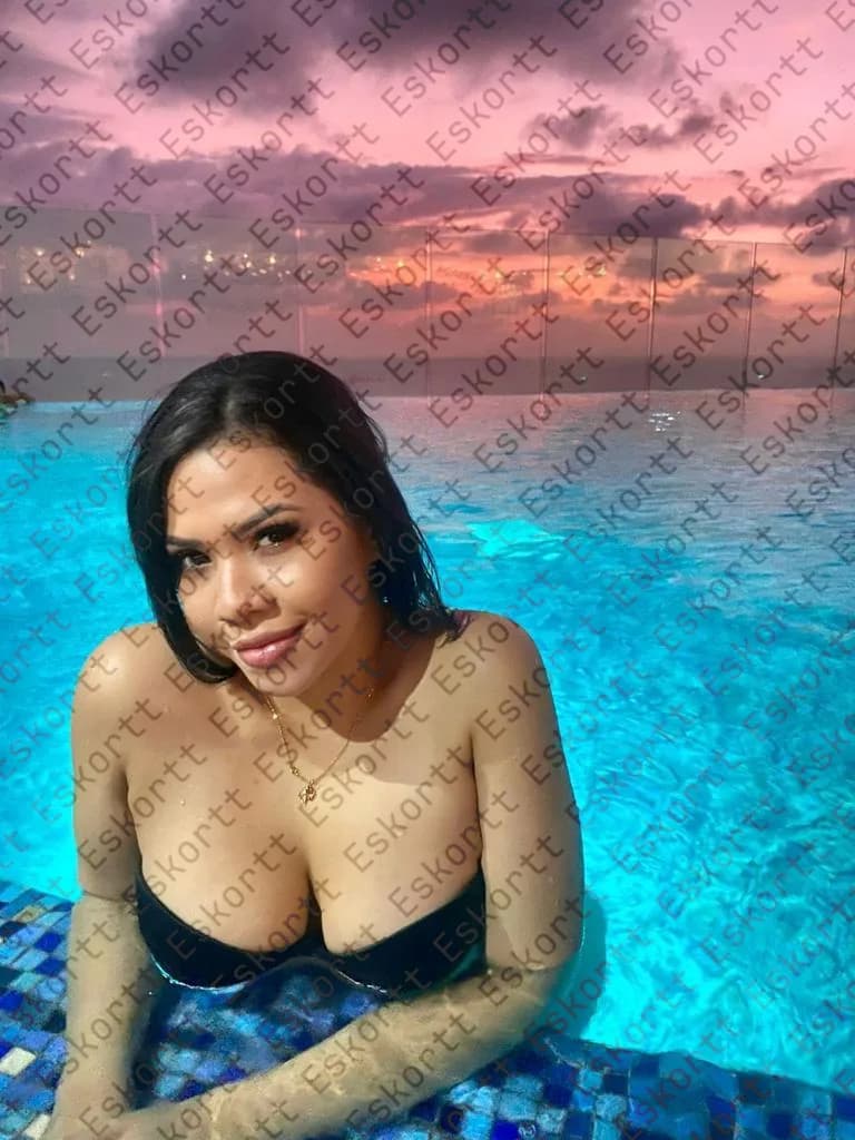 Хлоя escort in Moscow