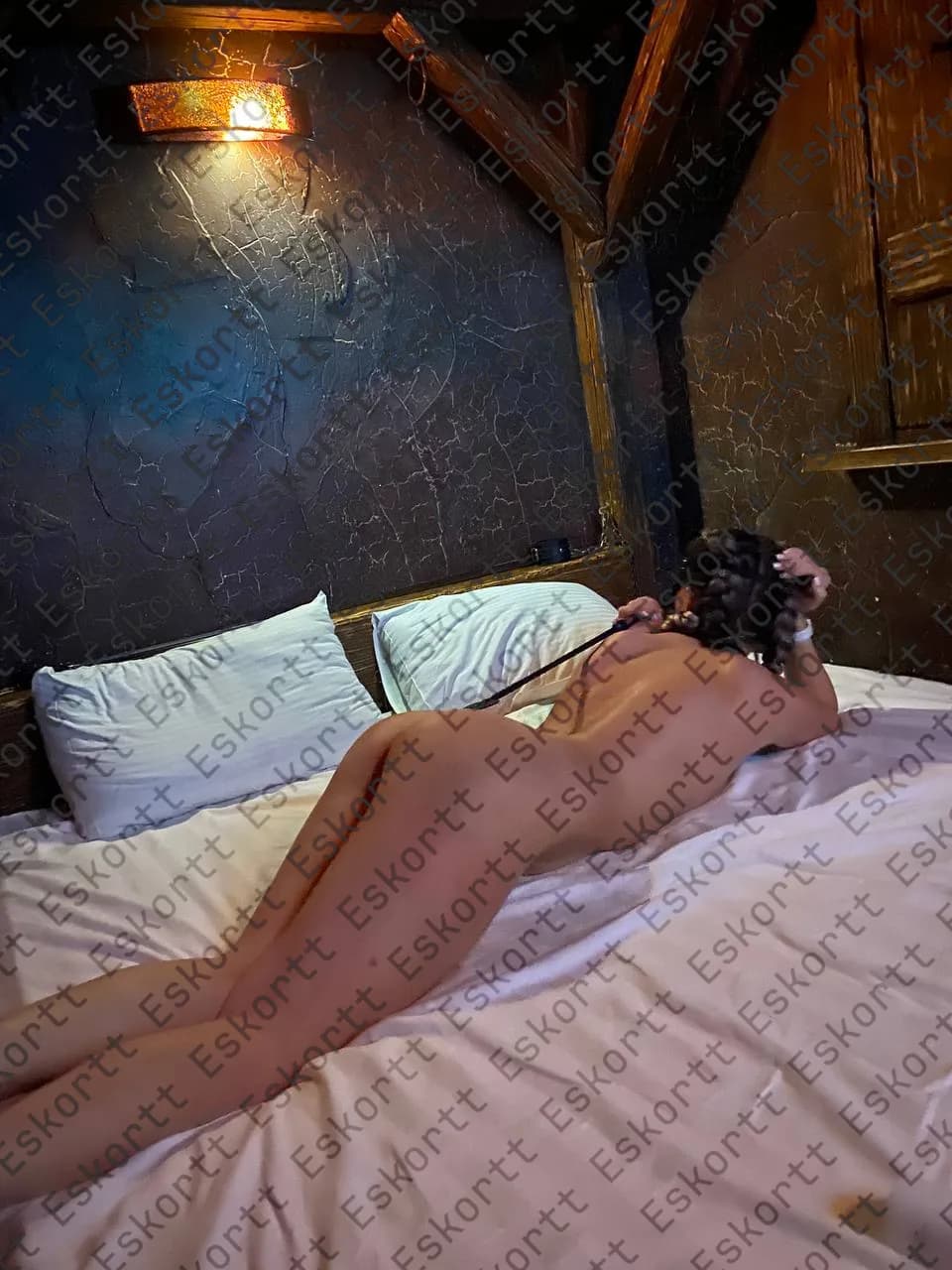 Саша escort in Moscow